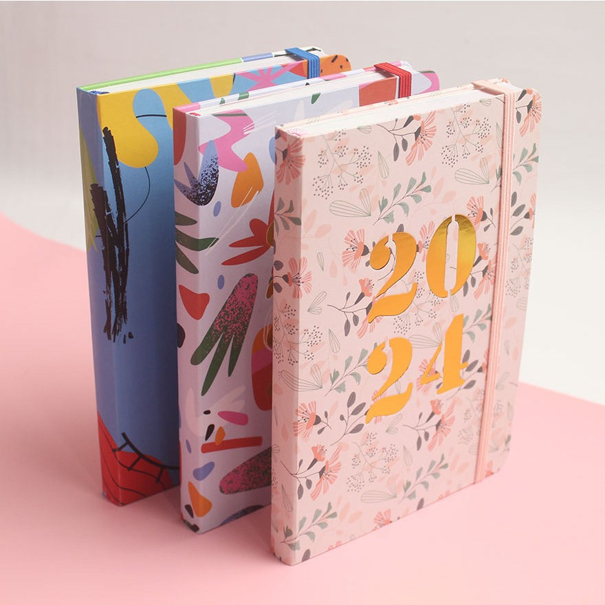 Weekly Planner 2024 by bukuqu