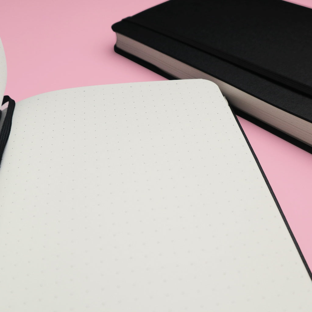 SketchJournal A5 100 gsm Hardcover by bukuqu