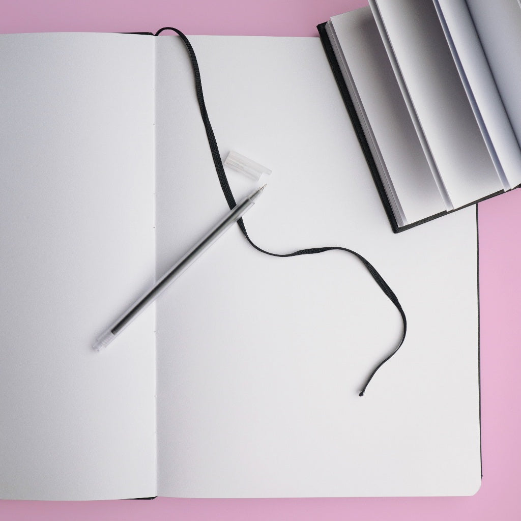 Sketchbook A4 buku Sketsa by bukuqu