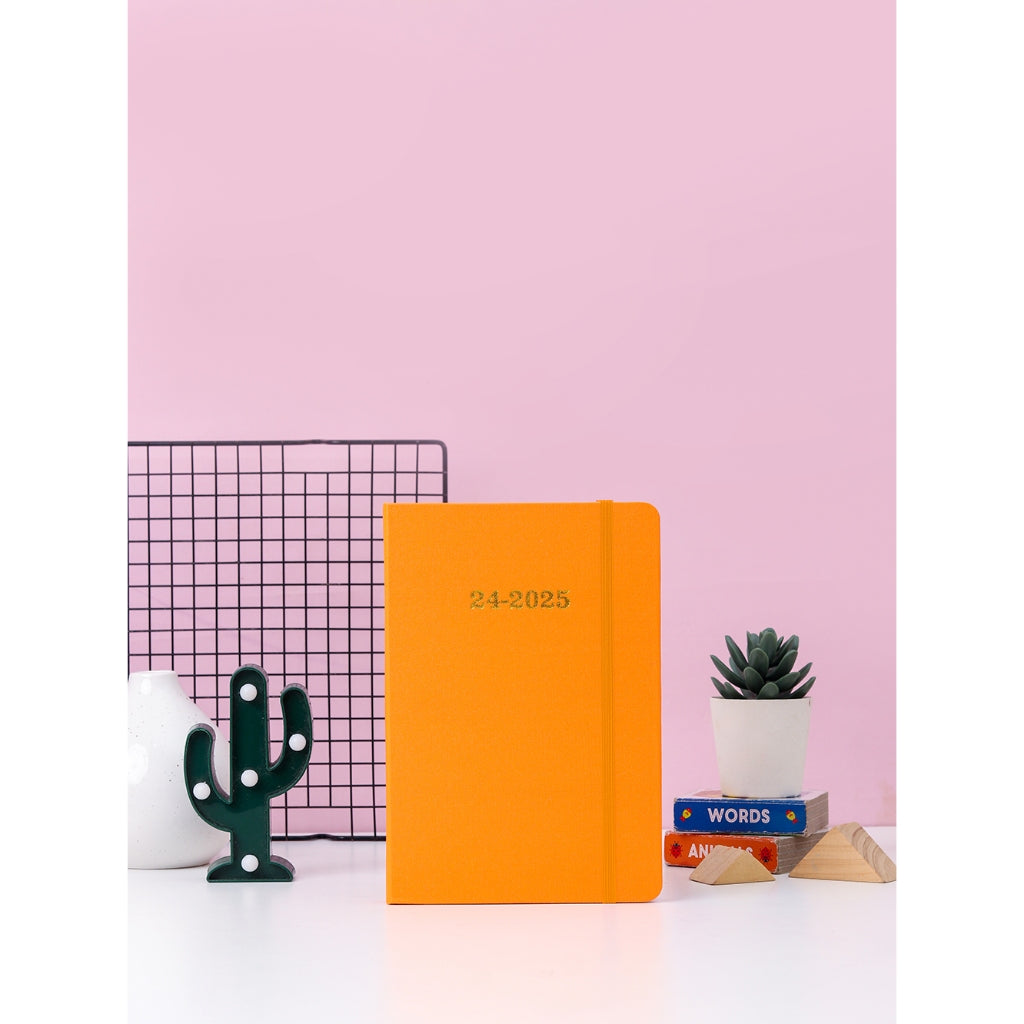 18 Month Planner #24-2025 - Planner 2025 by bukuqu