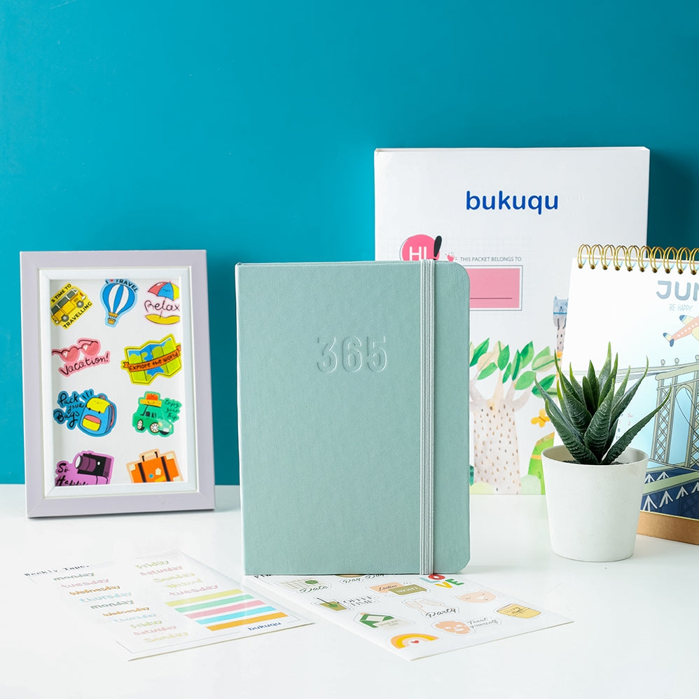 Notebook 365 Undated Planner B6 by bukuqu