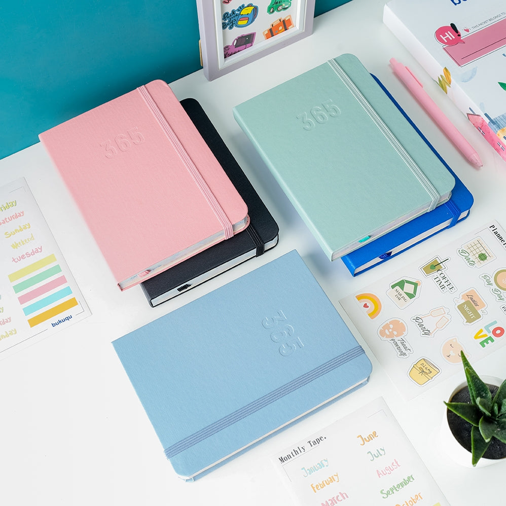 Notebook 365 Undated Planner B6 by bukuqu