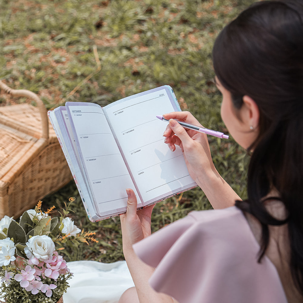 bukuqu Weekly Planner 2026 - New Year Custom design 1