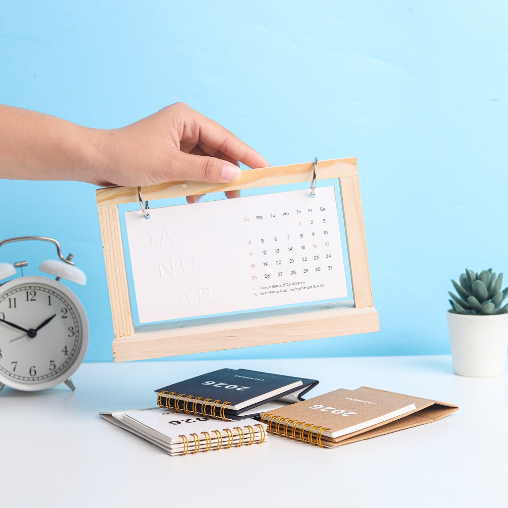 bukuqu Calendar Hanging Emboss 2026 - Kalender Meja Aesthetic
