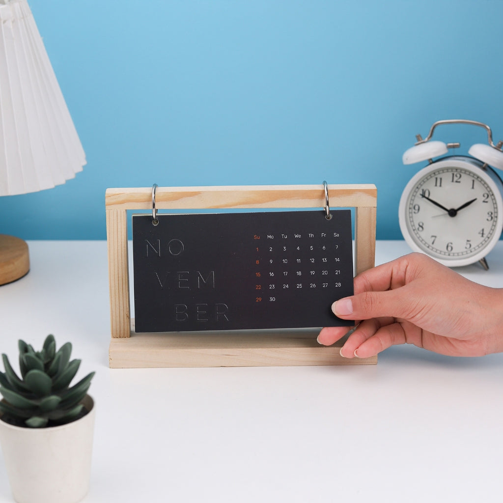 bukuqu Calendar Hanging Emboss 2026 - Kalender Meja Aesthetic